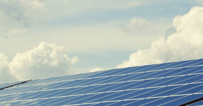 Jakie są najważniejsze czynniki wpływające na wydajność magazynów energii do fotowoltaiki?