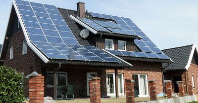 Instalacje fotowoltaiczne: zalety i wady pozyskiwania energii słonecznej