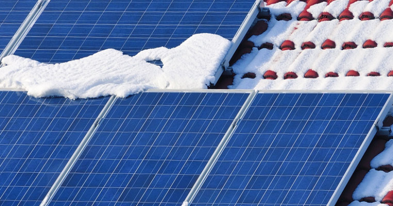 Jak działa fotowoltaika w zimie?