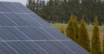 Rachunki za prąd w 2026 roku: dlaczego własna fotowoltaika znów przyspiesza decyzje inwestorów